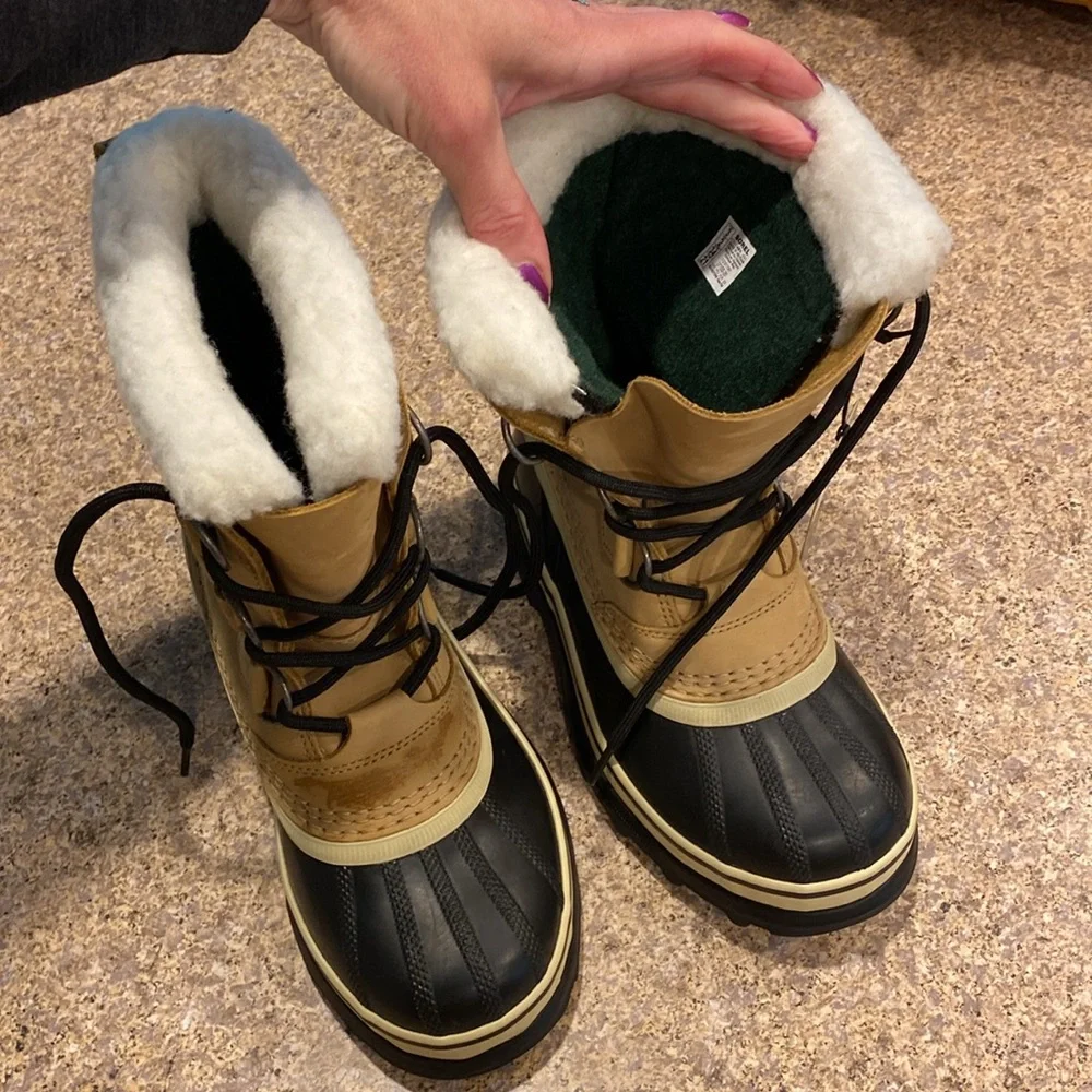 NWT Sorel Caribou Winter Waterproof Boots Youth 3 1123511 Faux Fur FLAWS  No Box - Picture 15 of 17